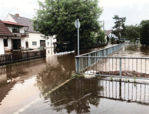 HydroMet water level temperature and conductivity measuring system in Koetz Germany