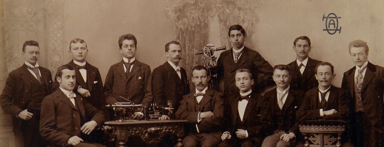 Slider-OTT-1895