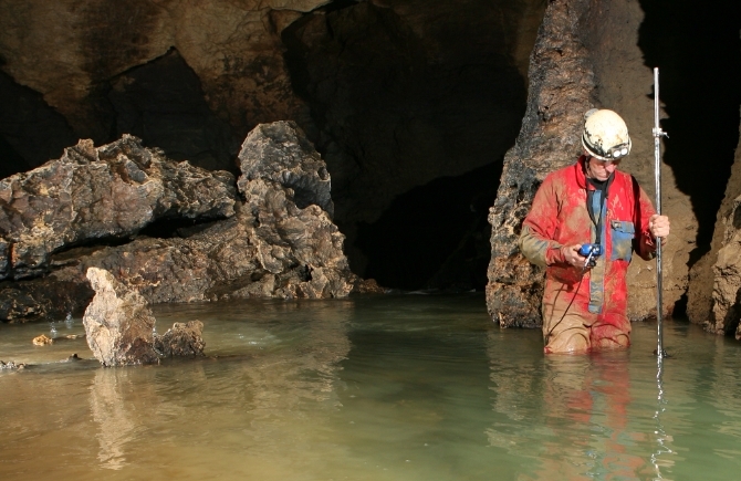 OTT MF pro in the Hessenhau Cave